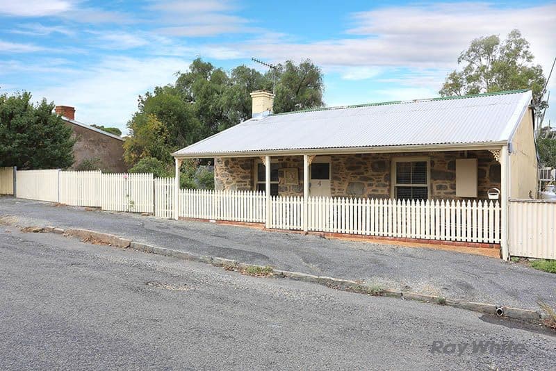 4 Bridge East Street, Burra SA 5417, Burra - Image 1