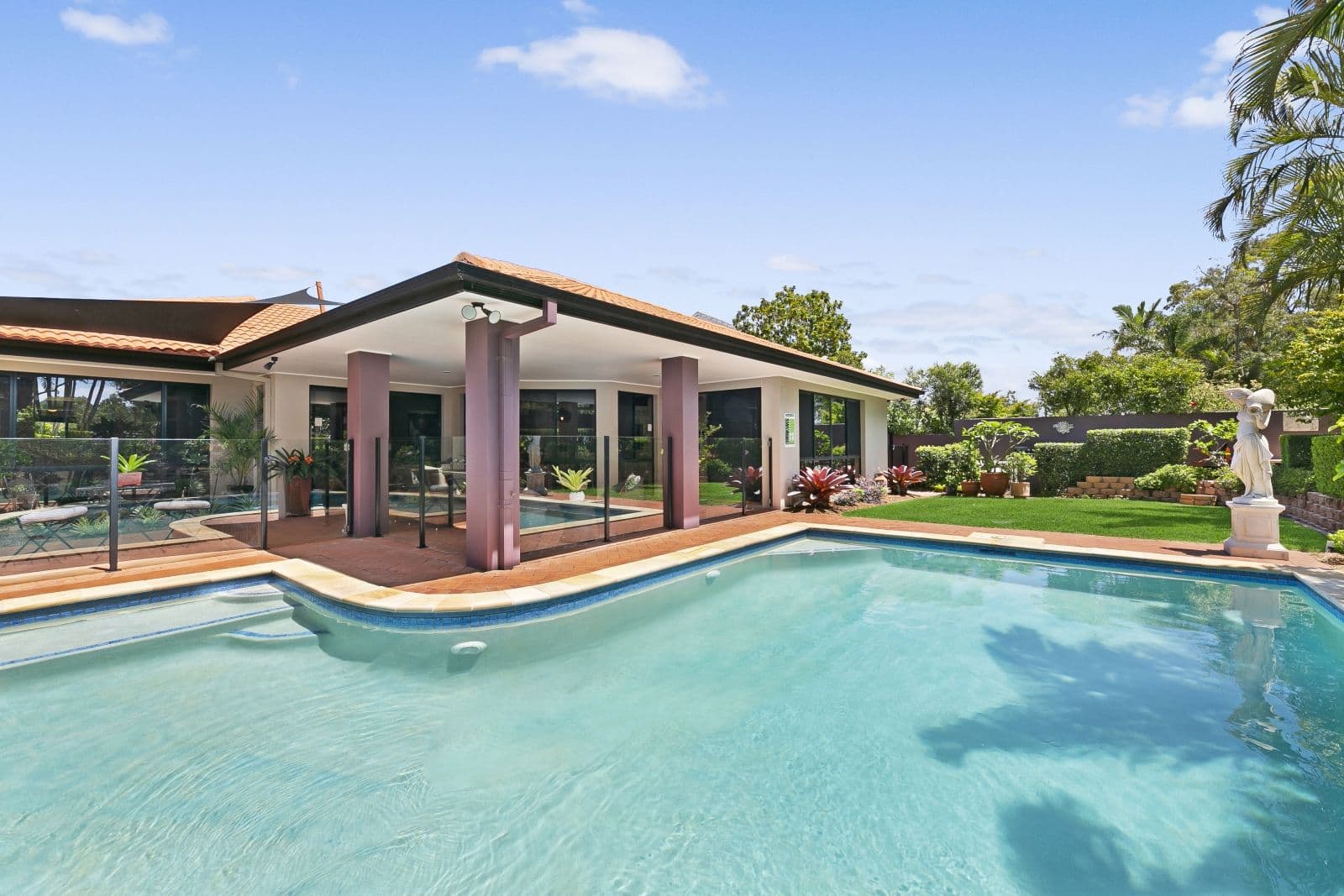 29 Chichester Drive, Arundel QLD 4214, Arundel - Thumbnail 2