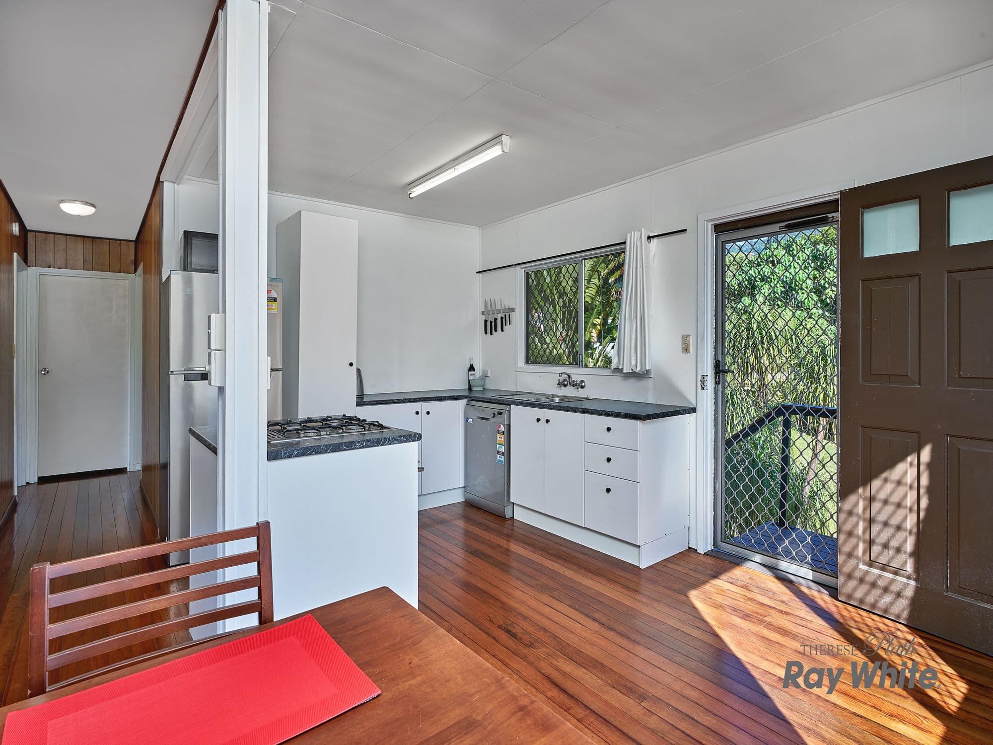 3 Yara Street, Bayview Heights QLD 4868, Bayview Heights - Thumbnail 4