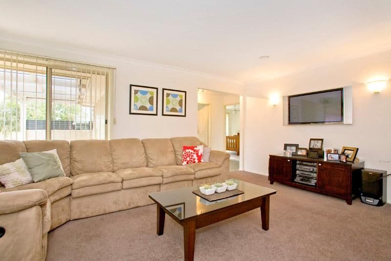 12 Sheeran Crescent, LARA VIC 3212, Lara - Thumbnail 2