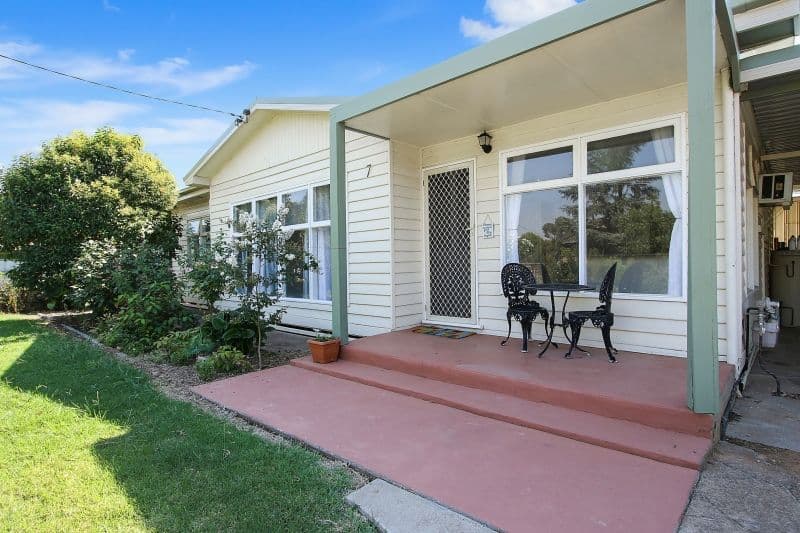 7 Pioneer Drive, Walla Walla - Thumbnail 2