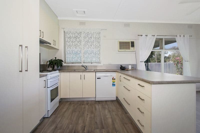 7 Pioneer Drive, Walla Walla - Thumbnail 4