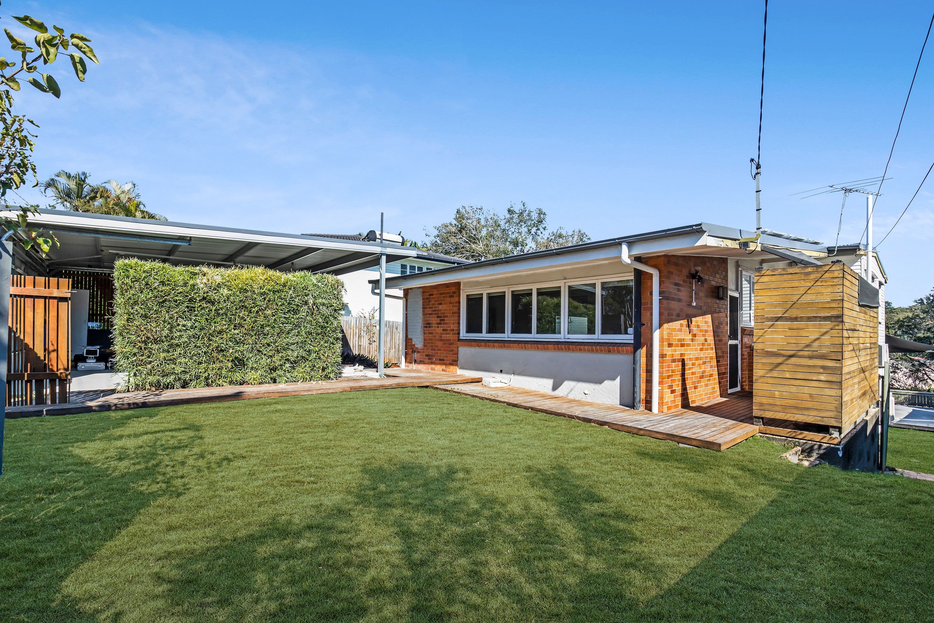 40 Burchell Street, Carina QLD 4152, Carina - Thumbnail 2