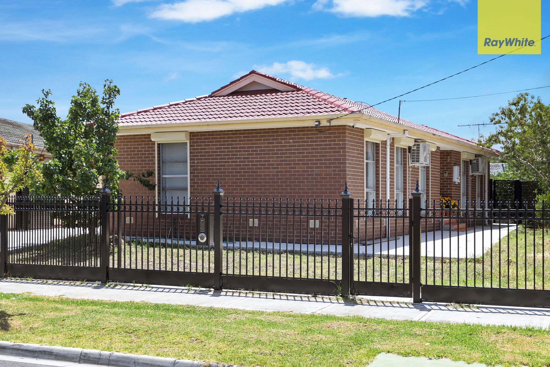7 Mourell Street, Sunshine West VIC 3020, Sunshine West - Thumbnail 2