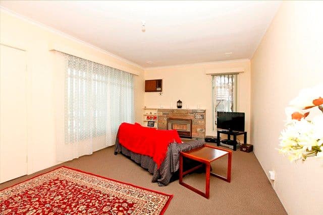 67 Seston Street, RESERVOIR VIC 3073, Reservoir - Thumbnail 2