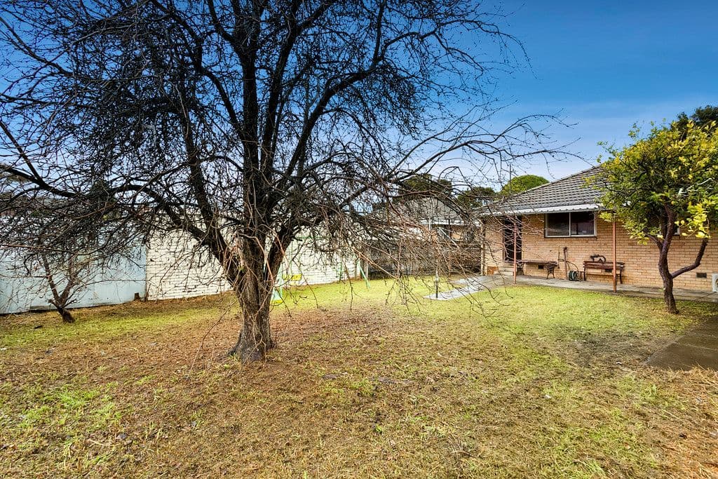 341 Rossmoyne Street, Thornbury VIC 3071, Thornbury - Thumbnail 8