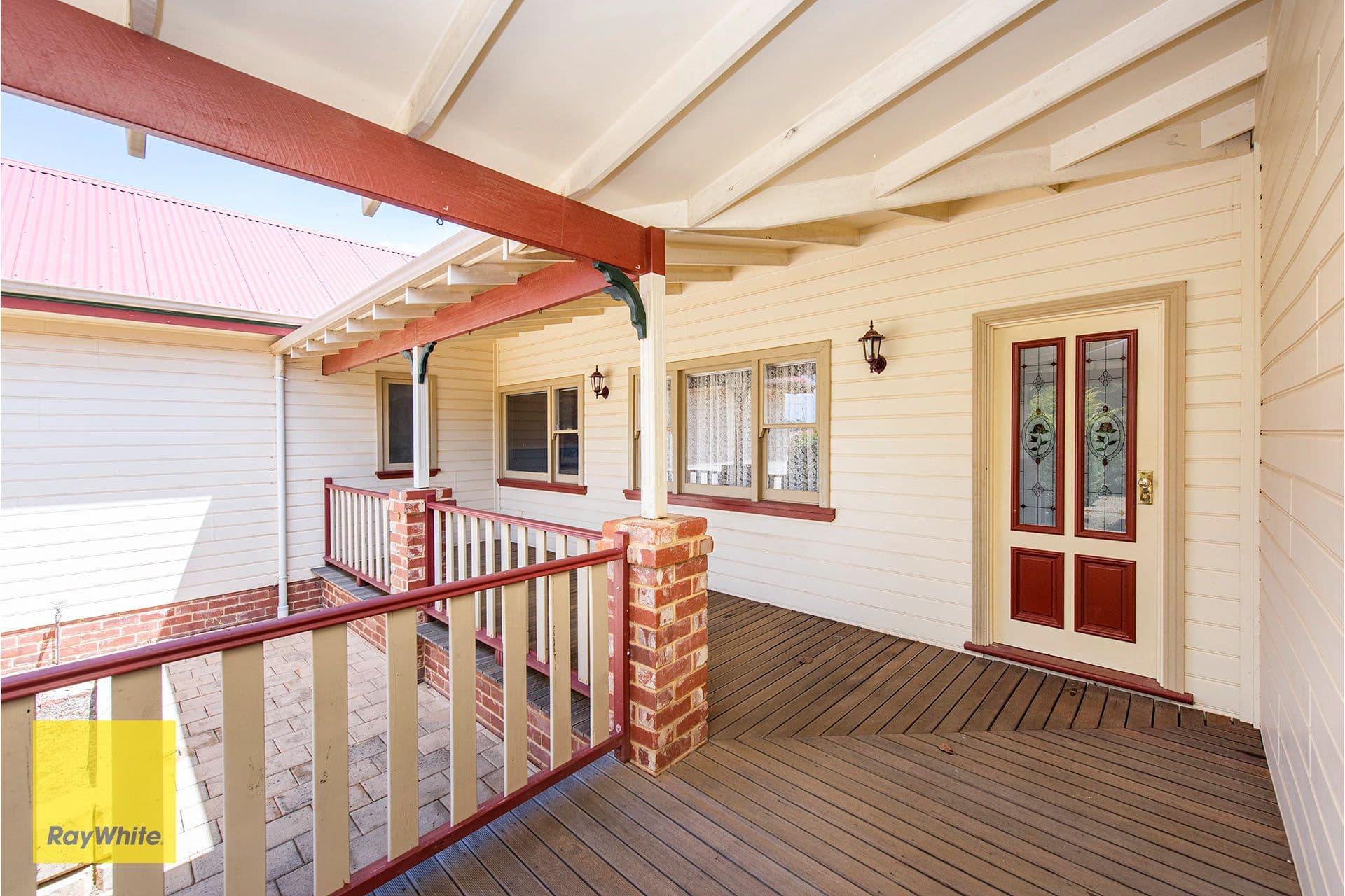 10 Lyndhurst Road, Kalamunda WA 6076, Kalamunda - Thumbnail 5