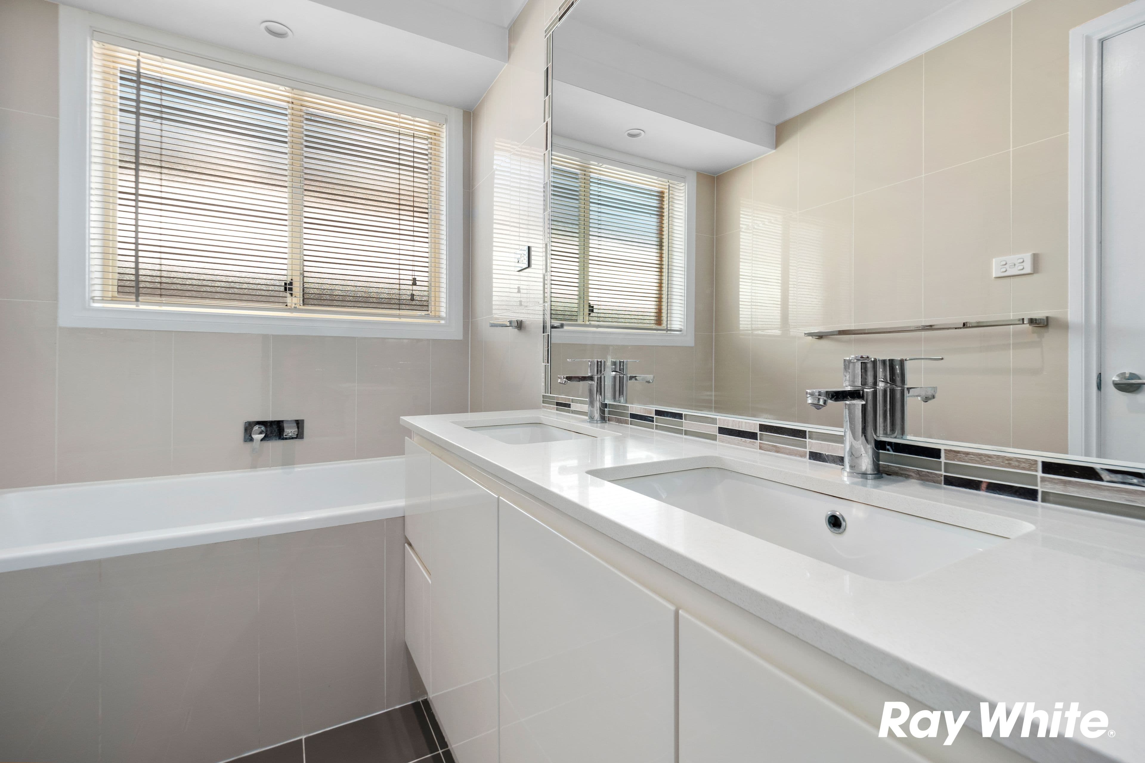25 Kerstin Street, Quakers Hill NSW 2763, Quakers Hill - Thumbnail 6