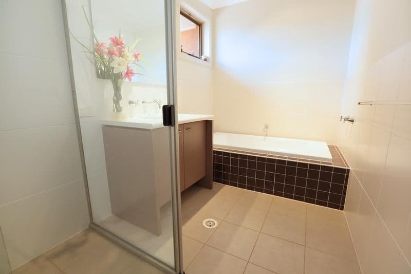 22 Montefiore Avenue, WEST HOXTON NSW 2171, West Hoxton - Thumbnail 8