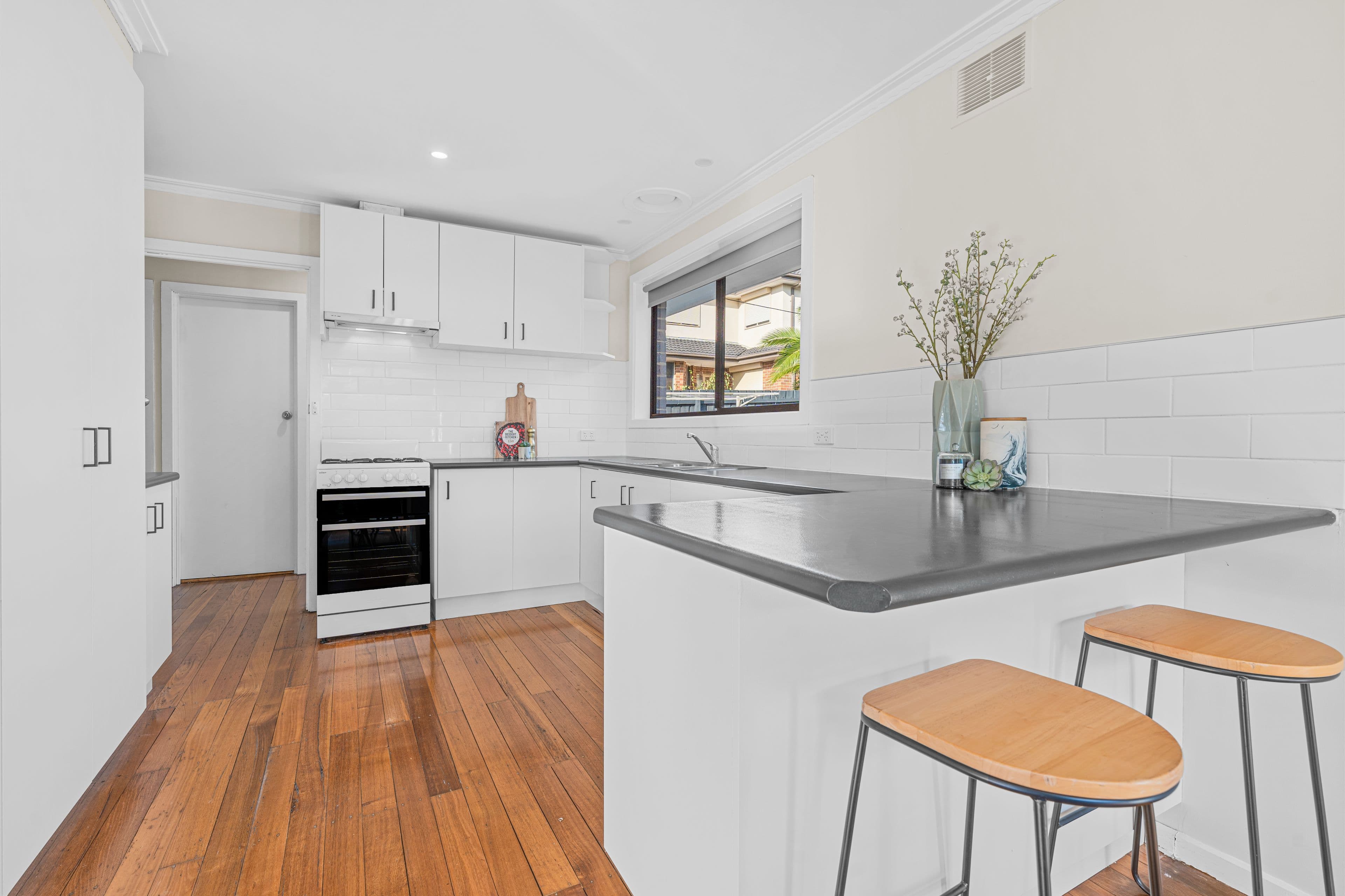 9 Deschamp Crescent, Rowville VIC 3178, Rowville - Thumbnail 3