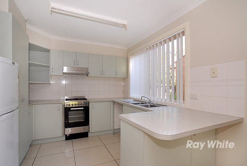 6 Maureen Close, CRANBOURNE VIC 3977, Cranbourne West - Thumbnail 2