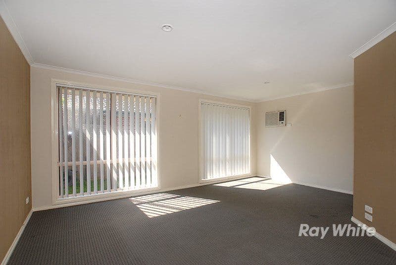 6 Maureen Close, CRANBOURNE VIC 3977, Cranbourne West - Thumbnail 5