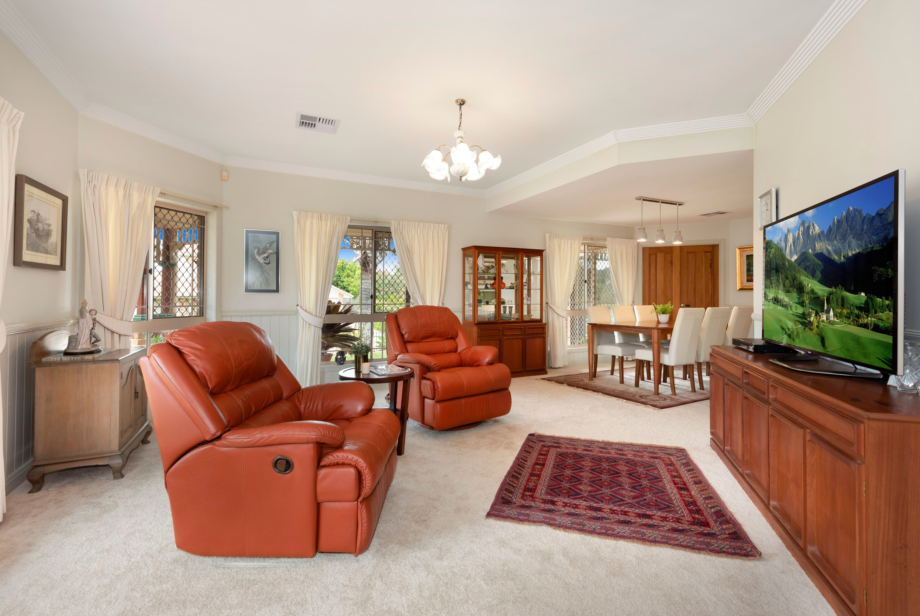 37 Amersham Crescent, Carindale QLD 4152, Carindale - Thumbnail 3