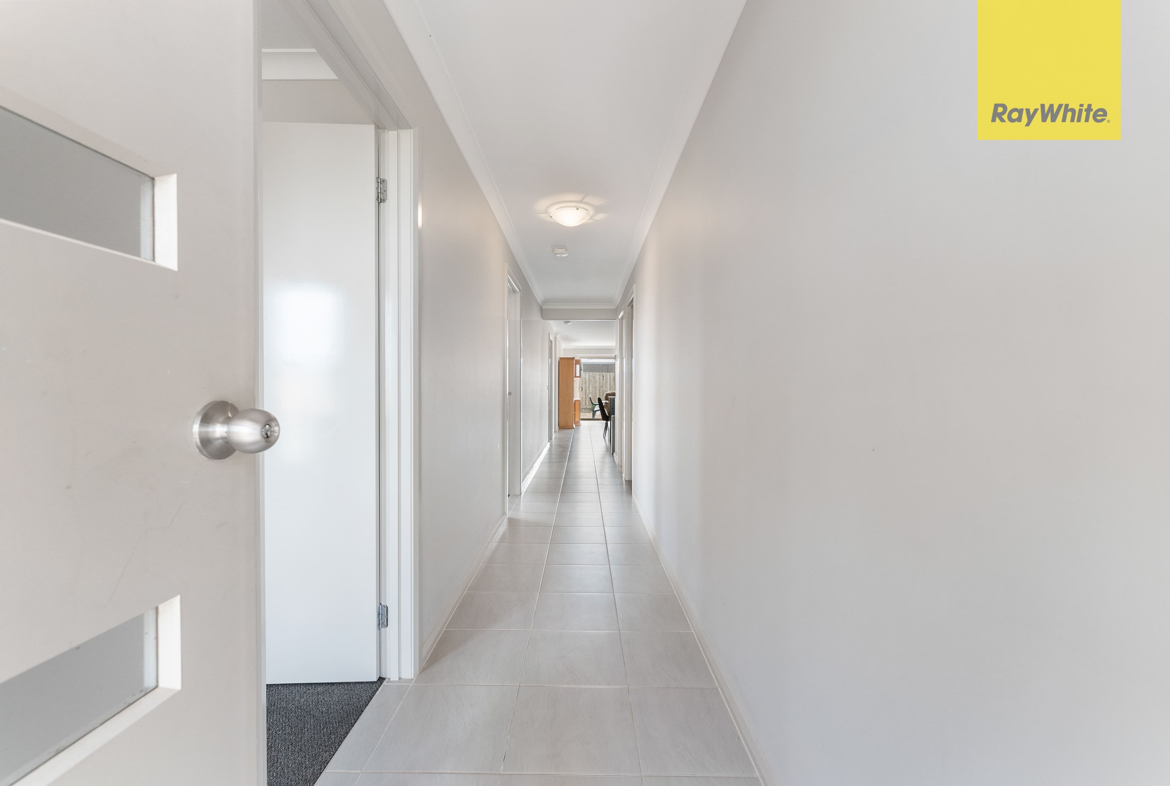 14 Clauscen Avenue, WEIR VIEWS VIC 3338, Weir Views - Thumbnail 2