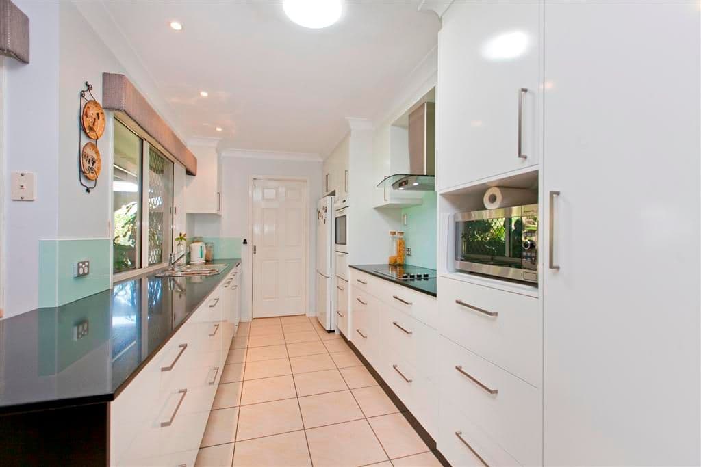 32 Riverton Drive, WELLINGTON POINT QLD 4160, Wellington Point - Image 1
