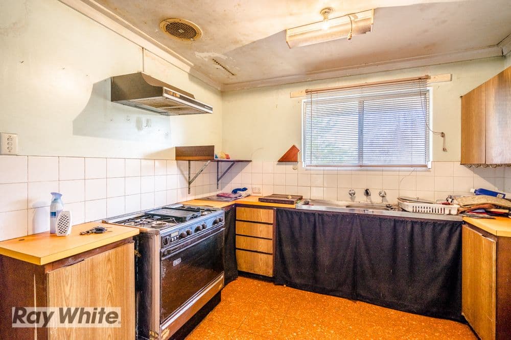 12 Colne Way, Girrawheen WA 6064, Girrawheen - Thumbnail 3