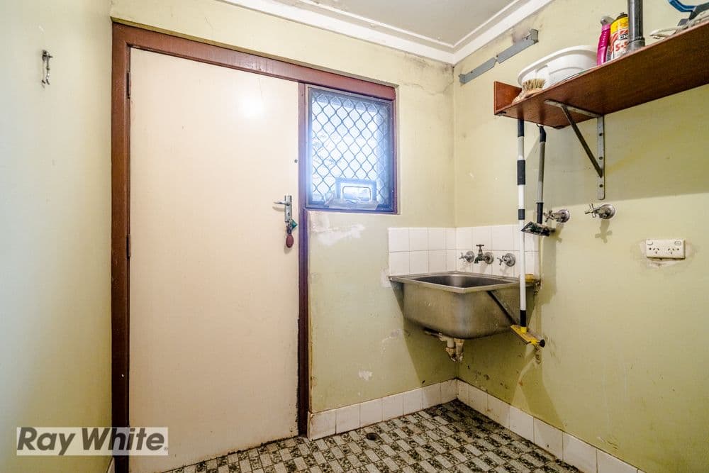 12 Colne Way, Girrawheen WA 6064, Girrawheen - Thumbnail 5
