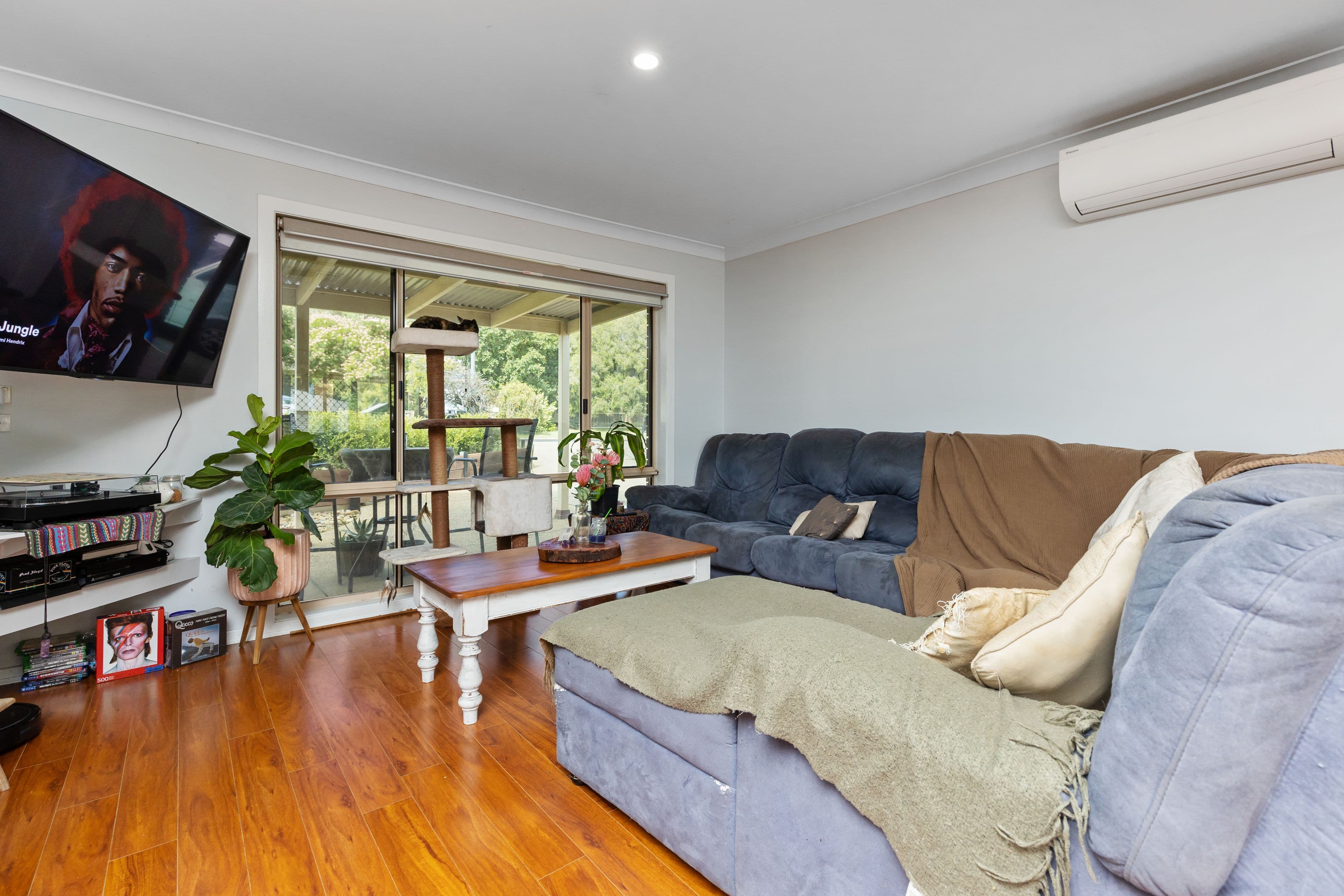 64 Balleroo Crescent, Glenfield Park NSW 2650, Glenfield Park - Thumbnail 4