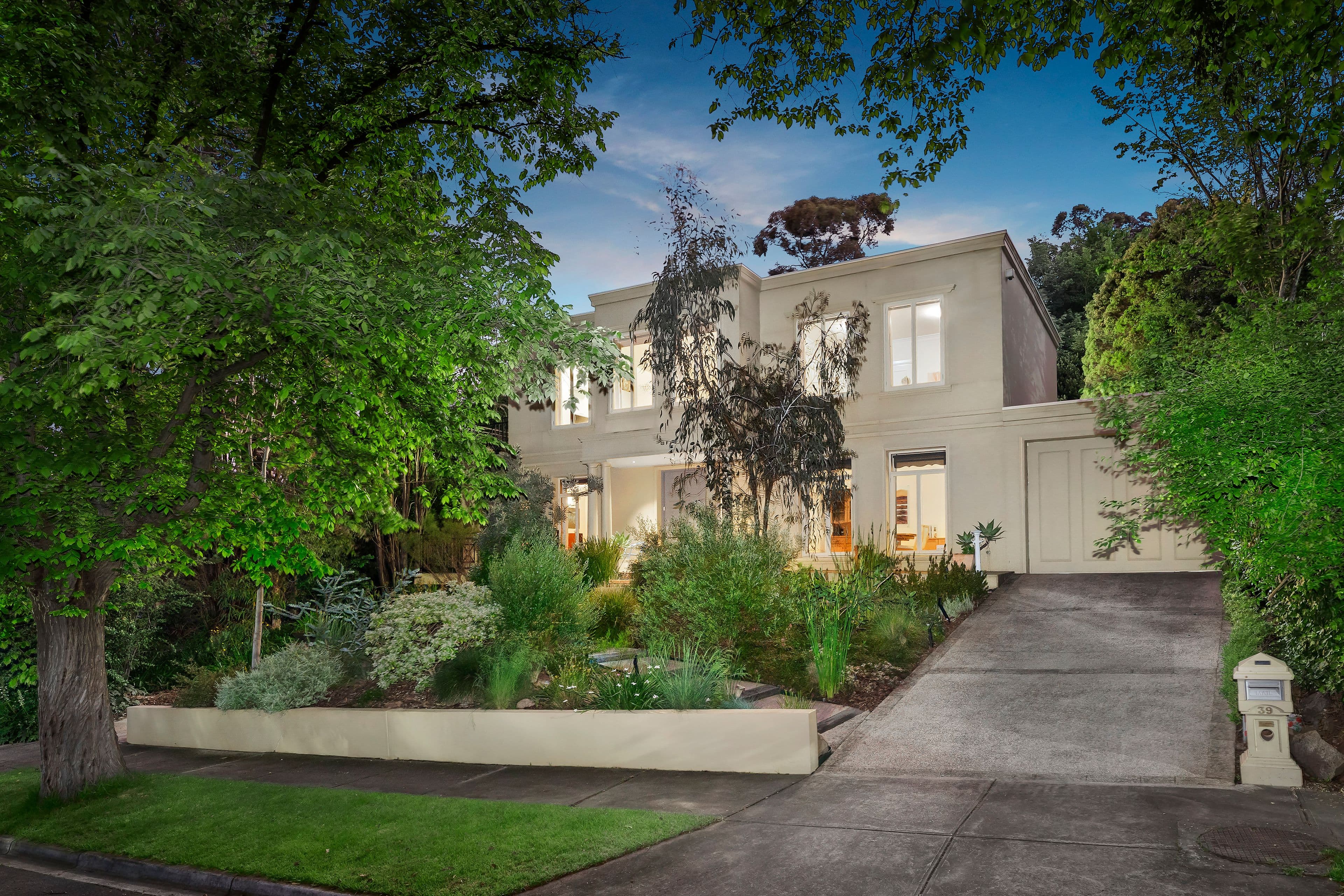 39 Devon Street, Eaglemont VIC 3084, Eaglemont - Thumbnail 3