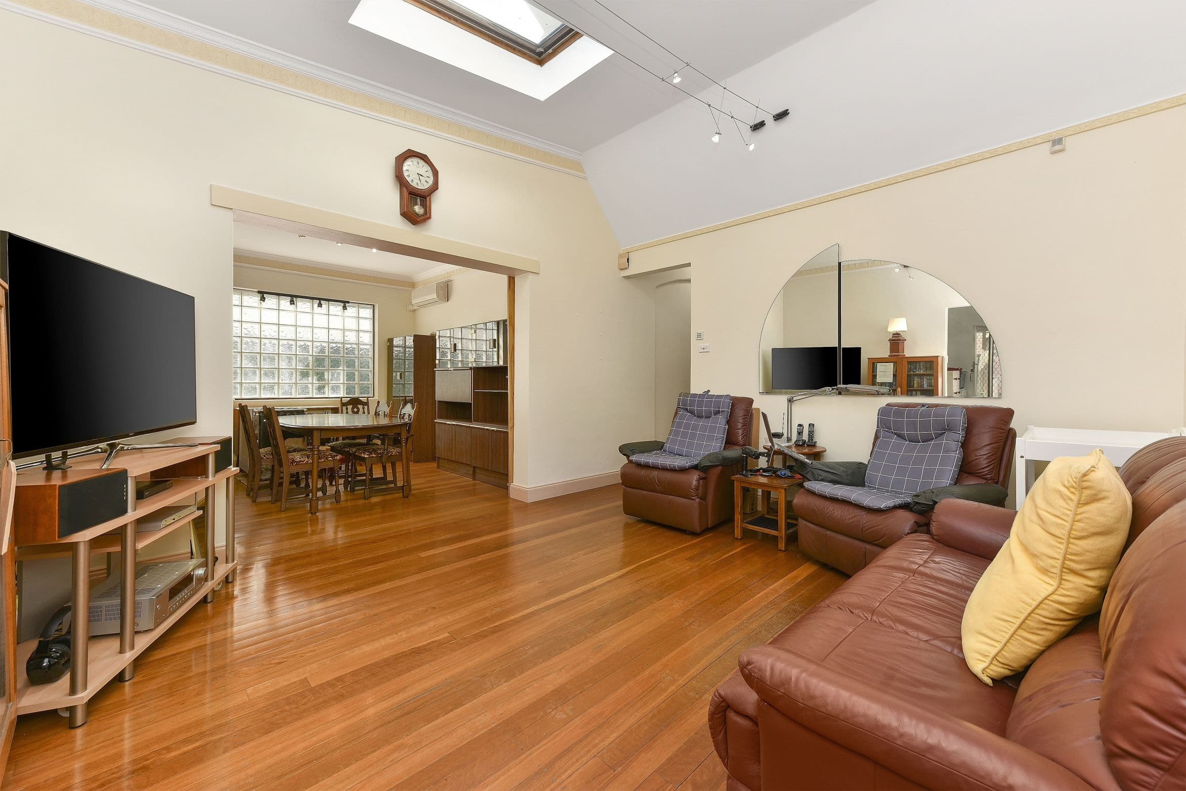 160 Camden Street, Enmore - Thumbnail 3