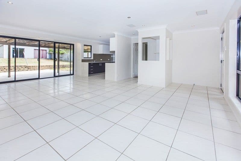 22 Rosella Street, Wellington Point QLD 4160, Wellington Point - Thumbnail 2