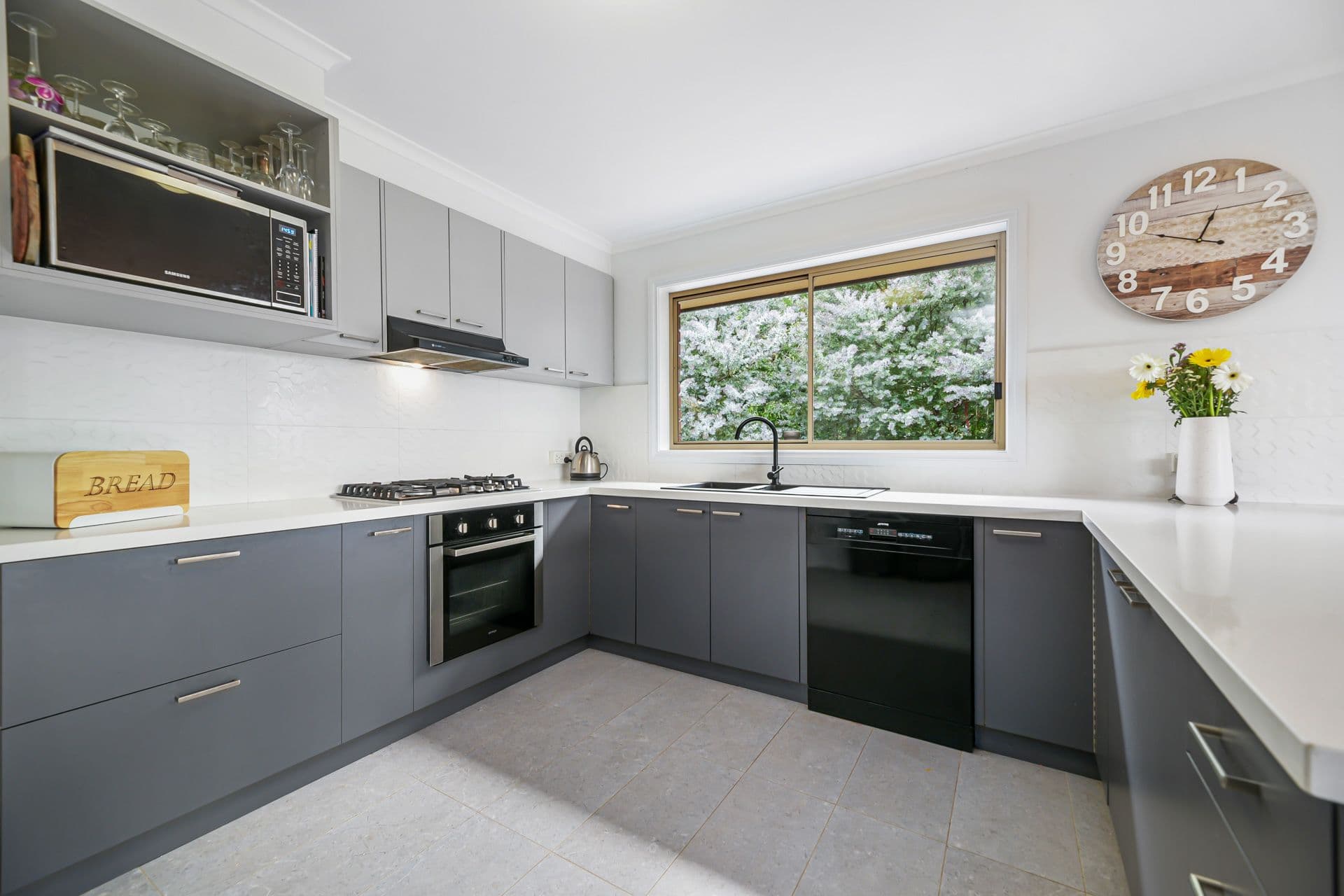 7 Abbeydale Court, Berwick VIC 3806, Berwick - Thumbnail 4