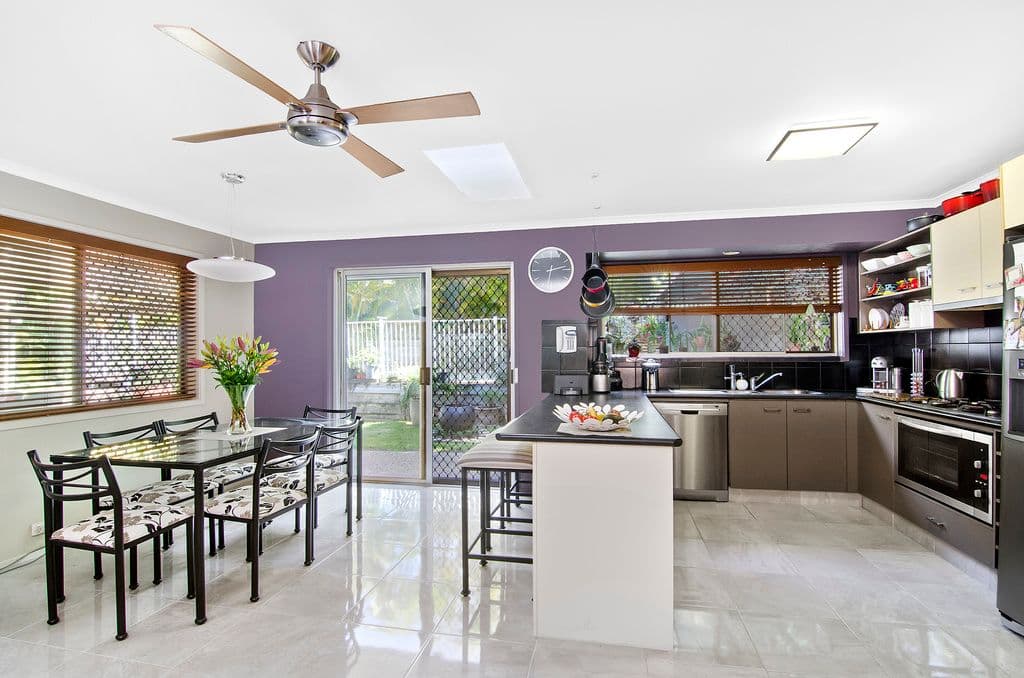 104 K P McGrath Drive, ELANORA QLD 4221, Elanora - Thumbnail 3