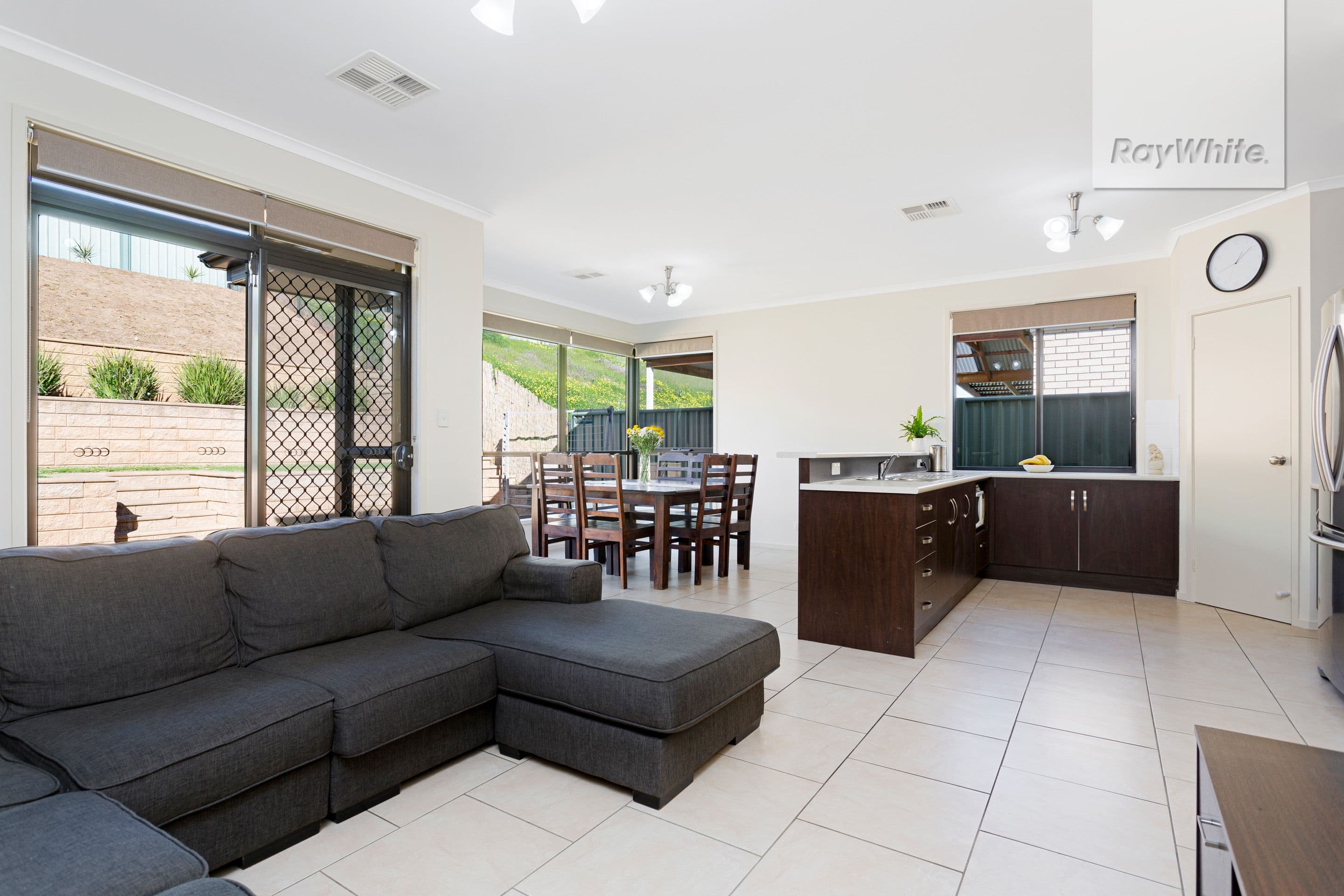 33 MacMillan Avenue, Mawson Lakes SA 5095, Mawson Lakes - Thumbnail 2
