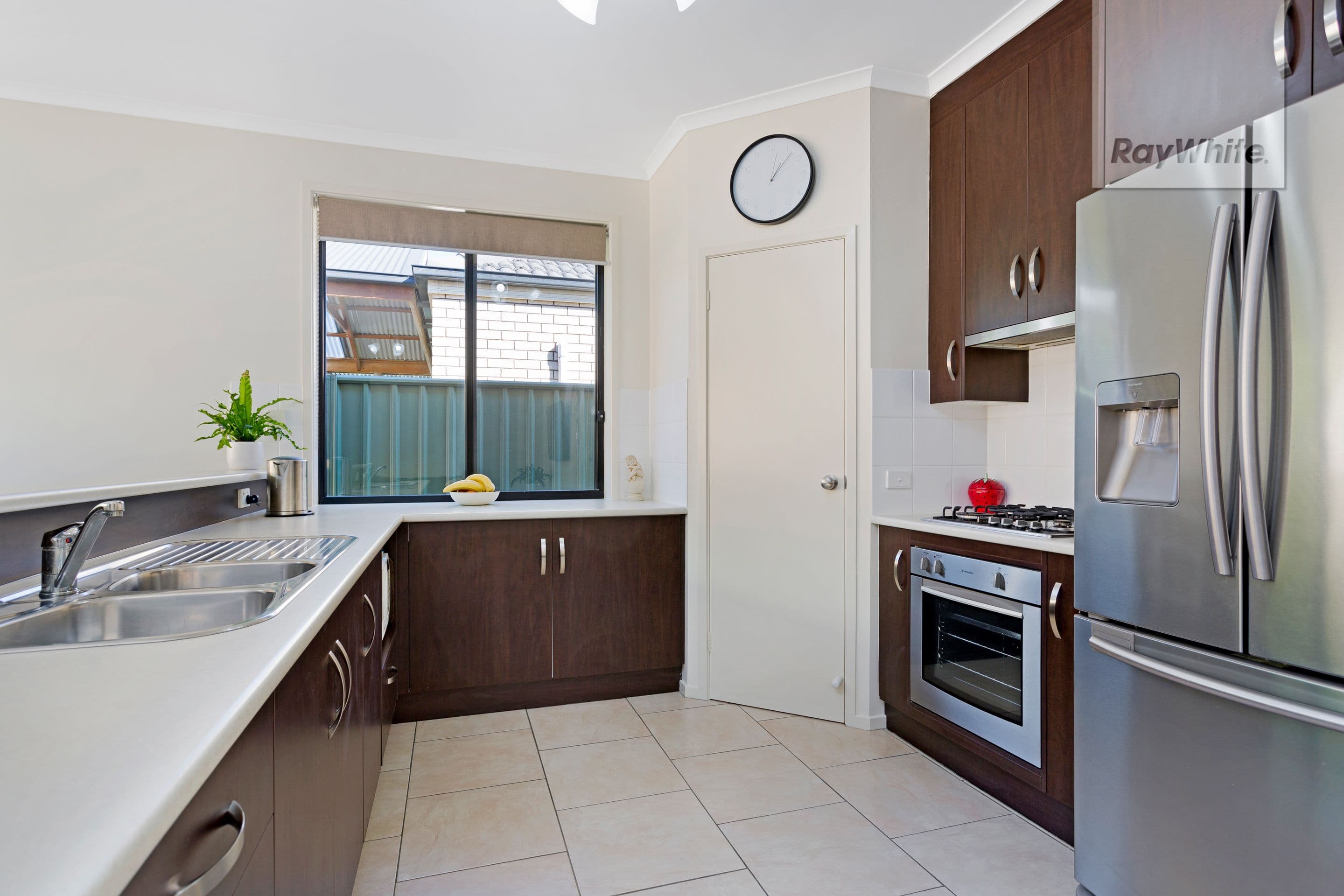 33 MacMillan Avenue, Mawson Lakes SA 5095, Mawson Lakes - Thumbnail 4