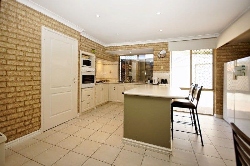 16 Sneddon Place, BALGA WA 6061, Balga - Thumbnail 4