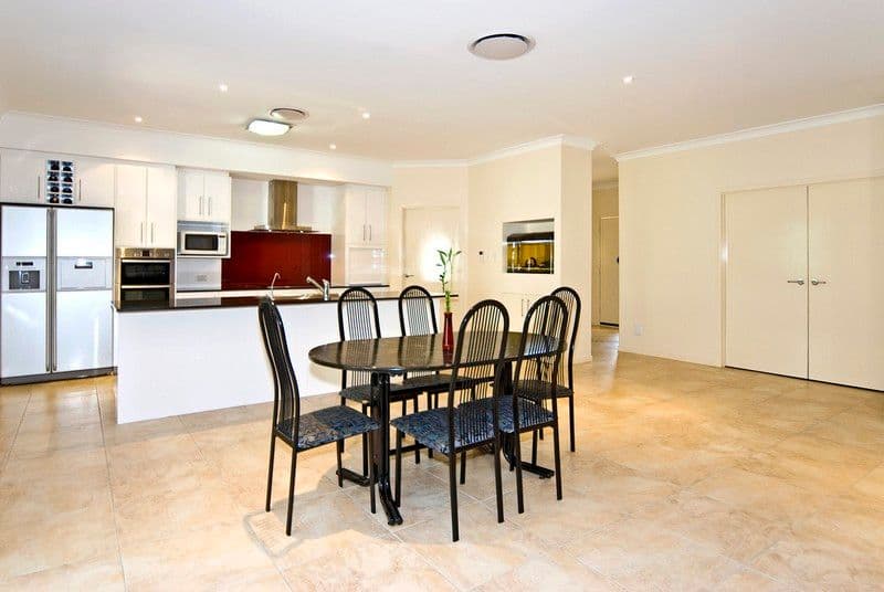 5 Brokenwood Circuit, TINGALPA QLD 4173, Tingalpa - Image 1