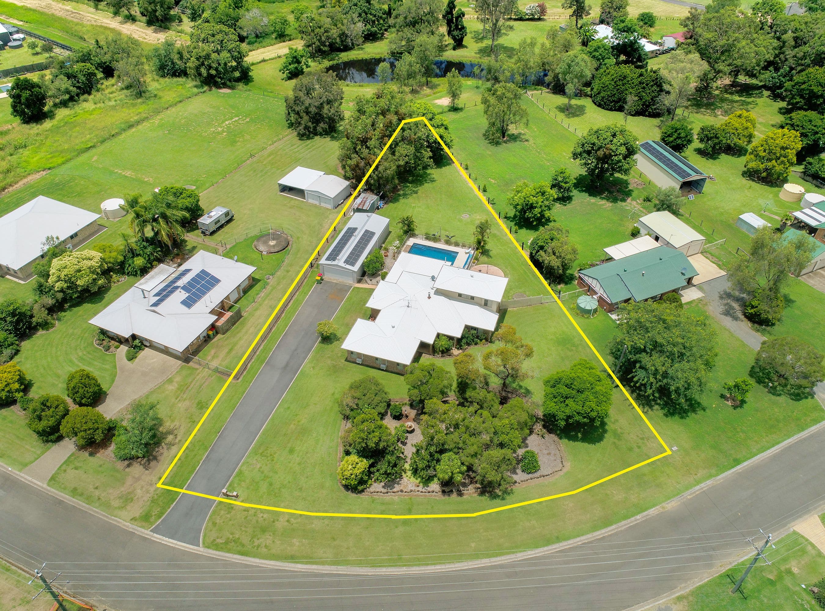 19 Rutherford Road, Withcott QLD 4352, Withcott - Thumbnail 2