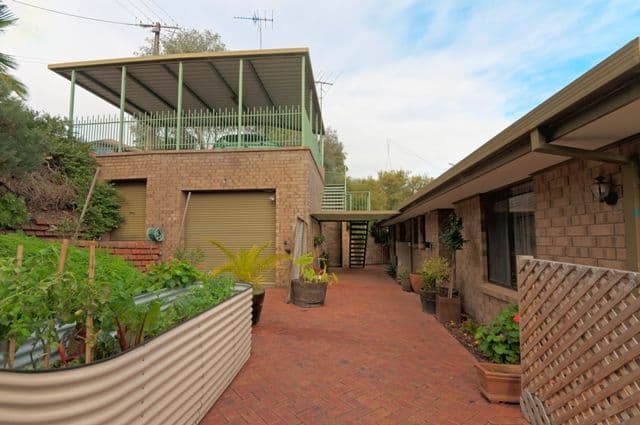 12 Salvador Street, Flagstaff Hill SA 5159, Flagstaff Hill - Thumbnail 2