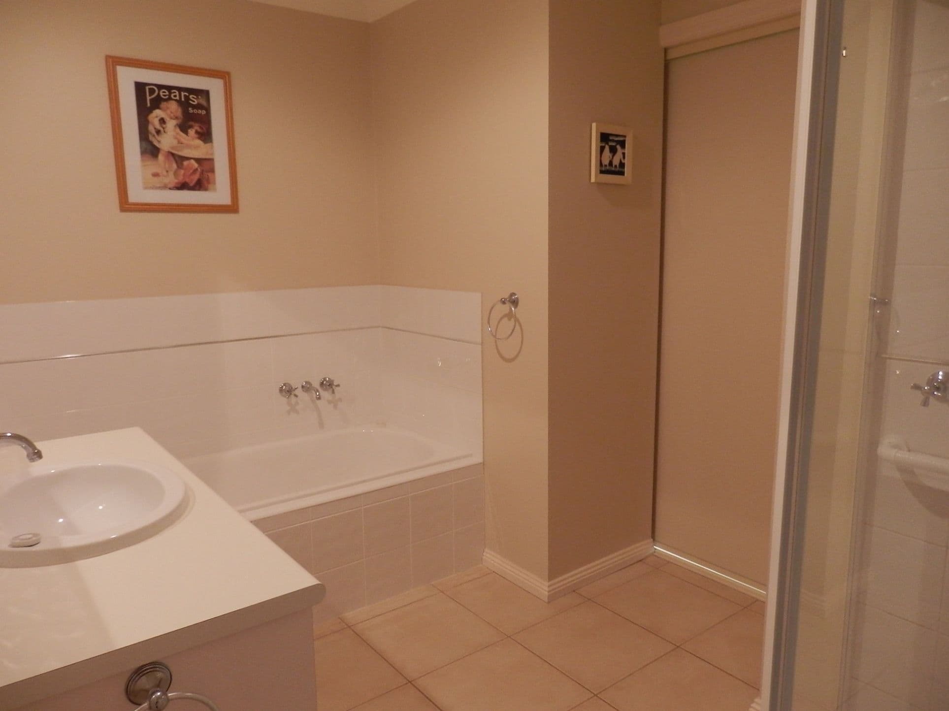 115 Goulburn Road, ECHUCA VIC 3564, Echuca - Thumbnail 4