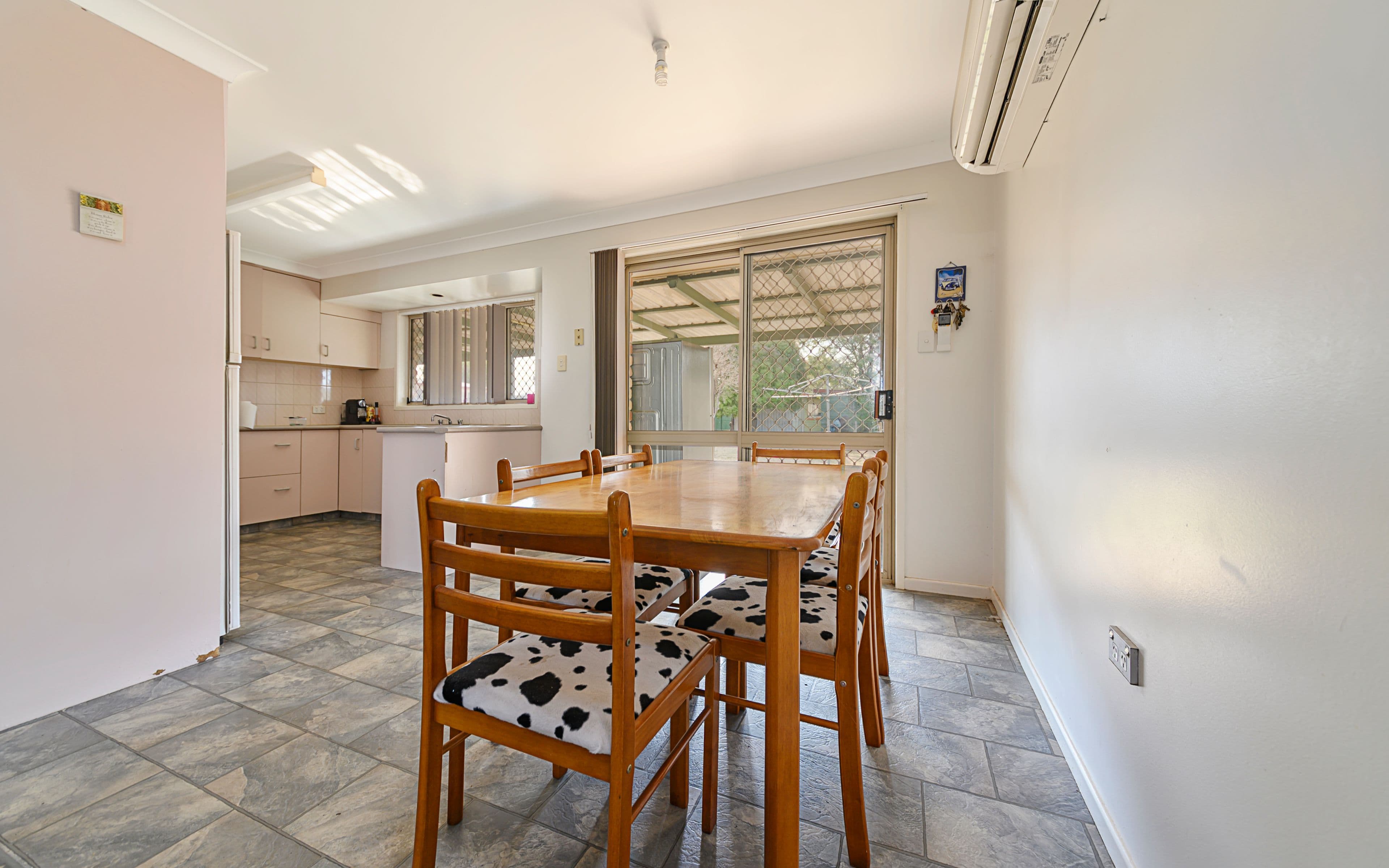 25 Gore Street, Warwick QLD 4370, Warwick - Thumbnail 5