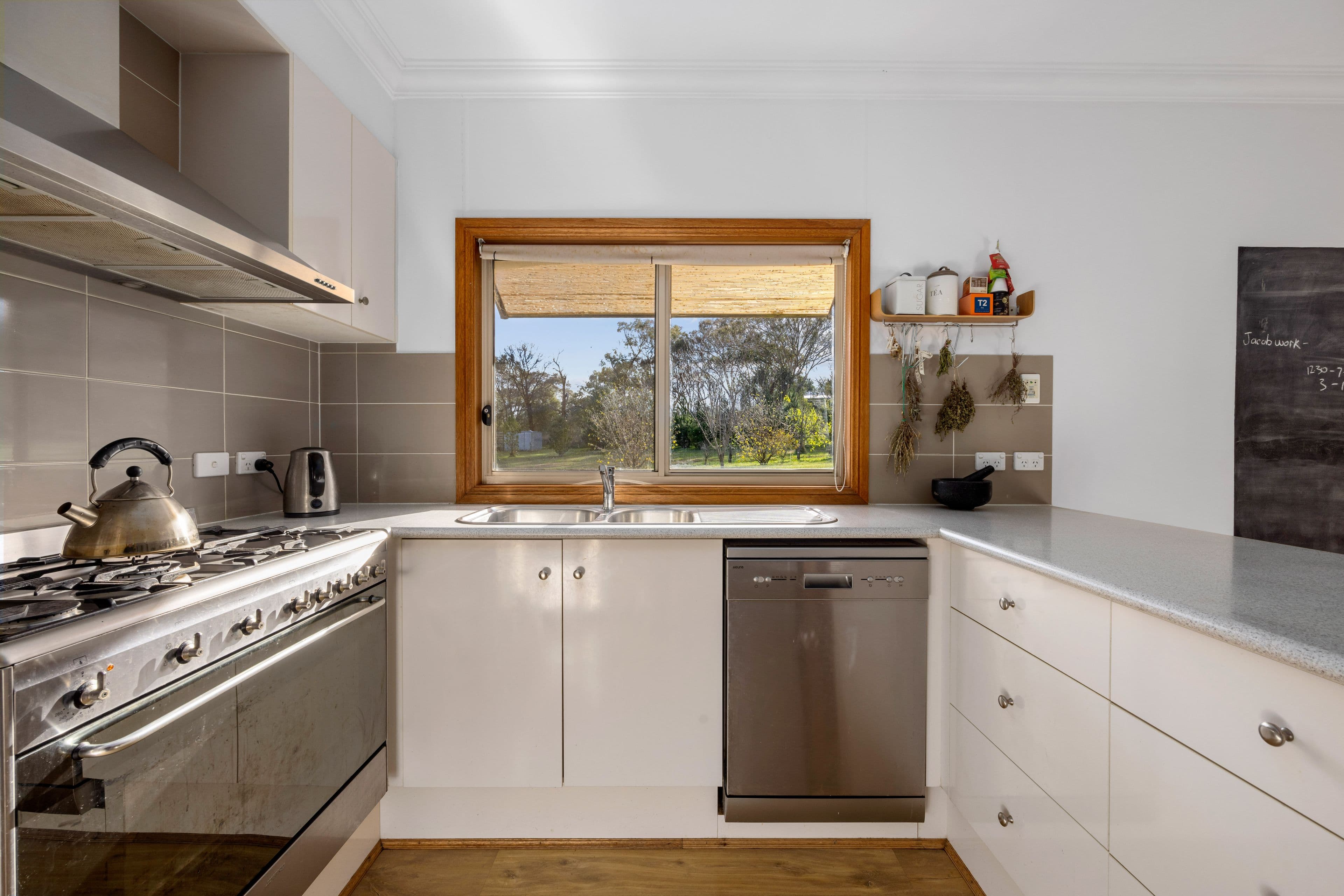 6 Wattle Glen, Murrumbateman NSW 2582, Murrumbateman - Thumbnail 3
