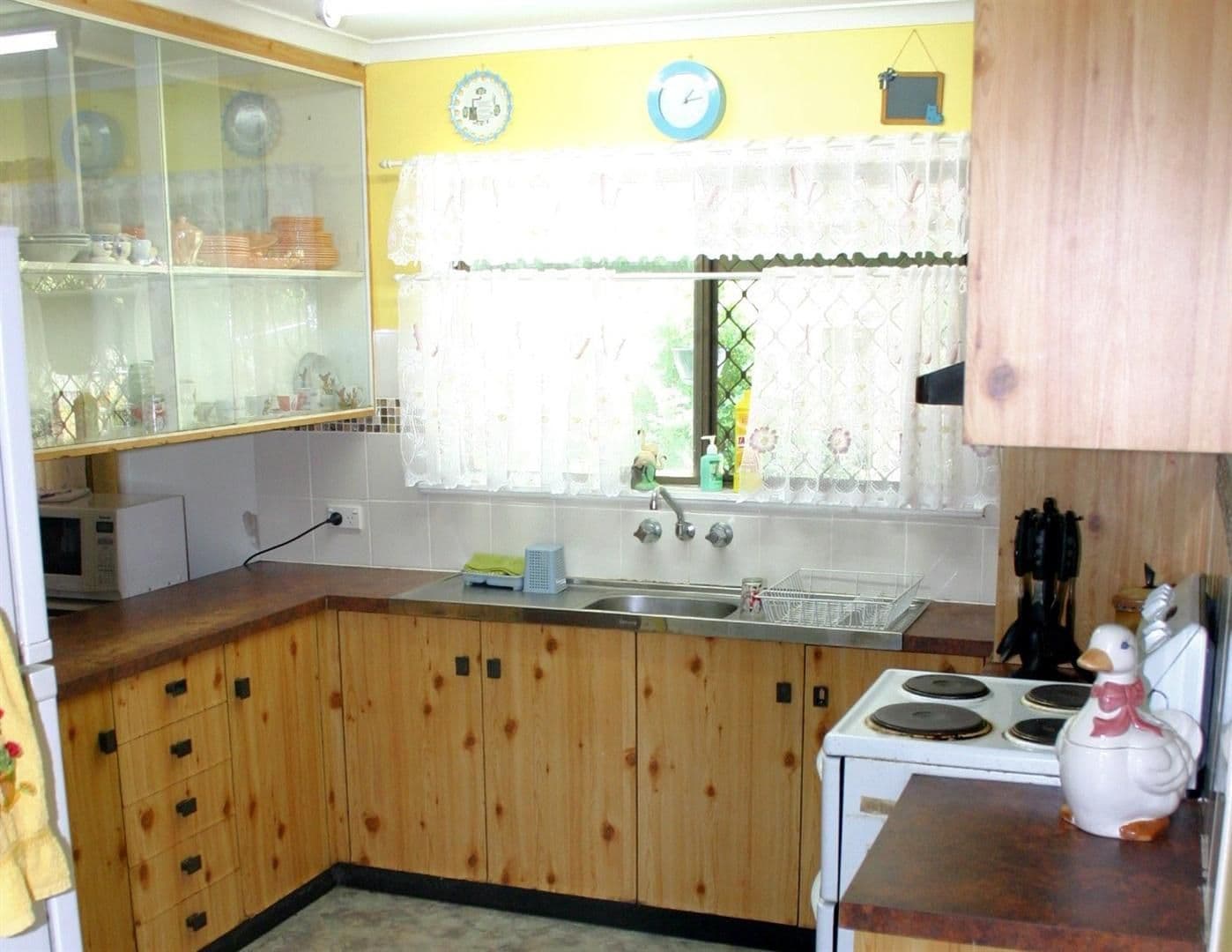 5 Lutz Court, AVENELL HEIGHTS QLD 4670, Avenell Heights - Thumbnail 3