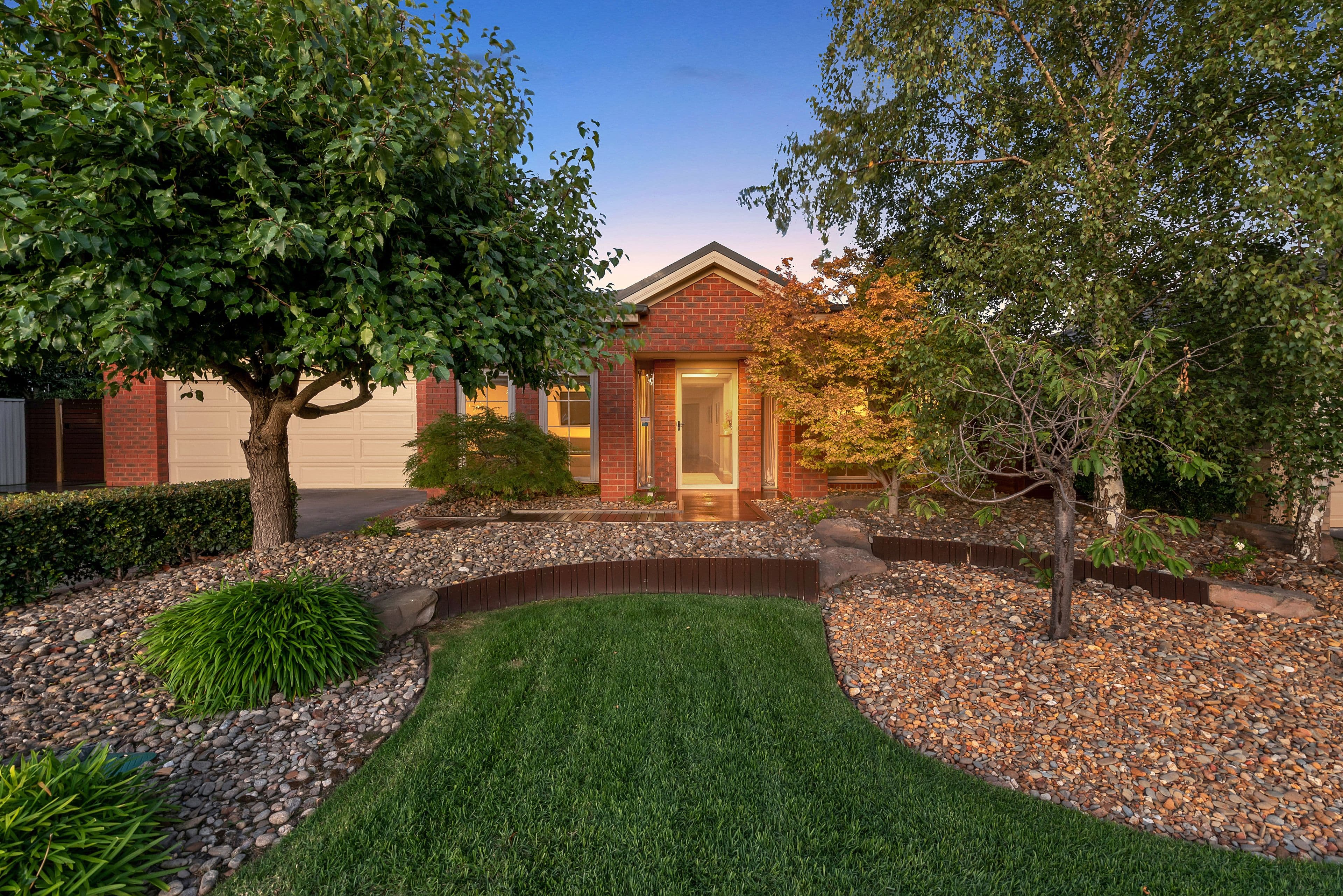 5 Buchan Green, Pakenham VIC 3810, Pakenham - Image 1