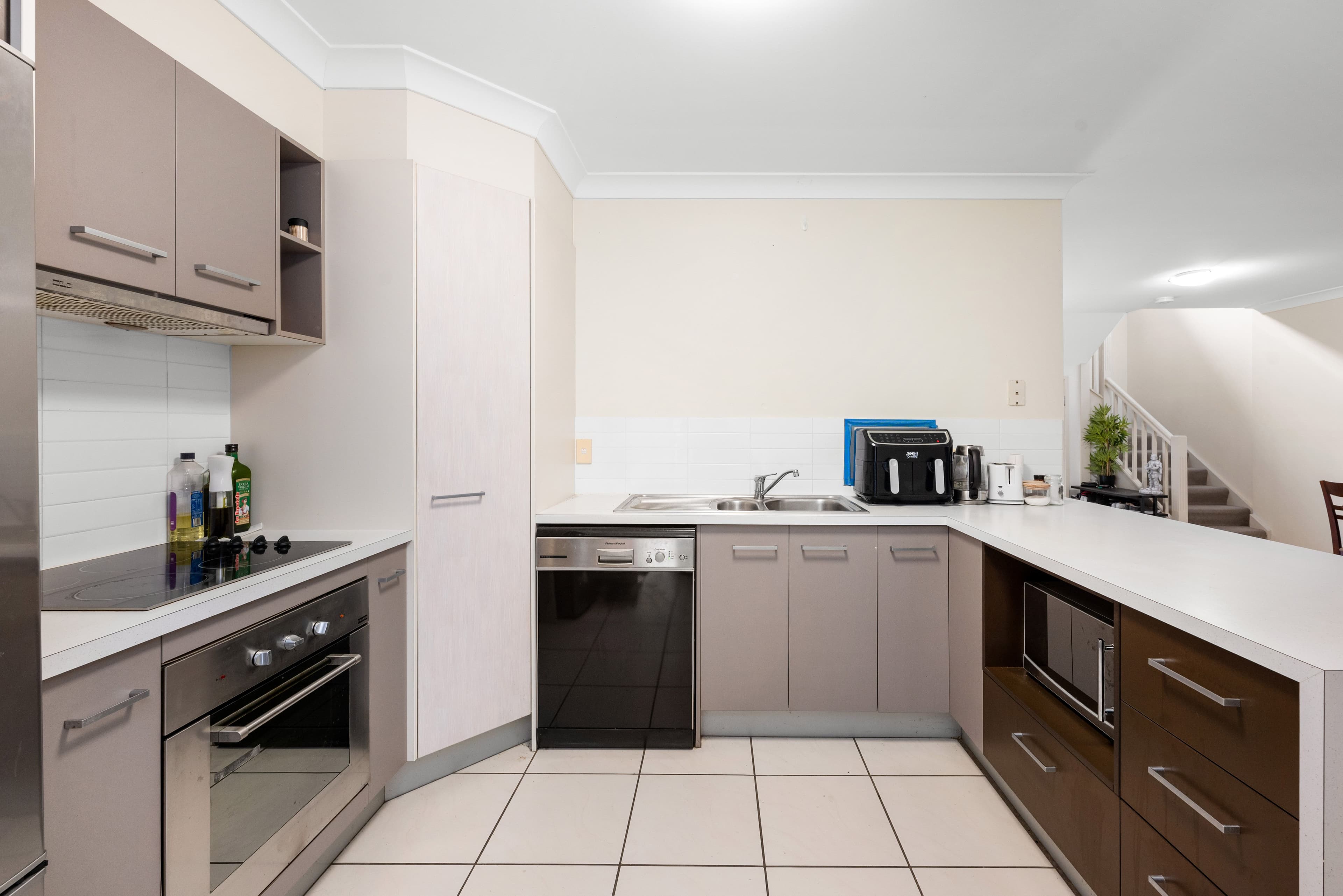 36 Russell Street, Everton Park QLD 4053, Everton Park - Thumbnail 2