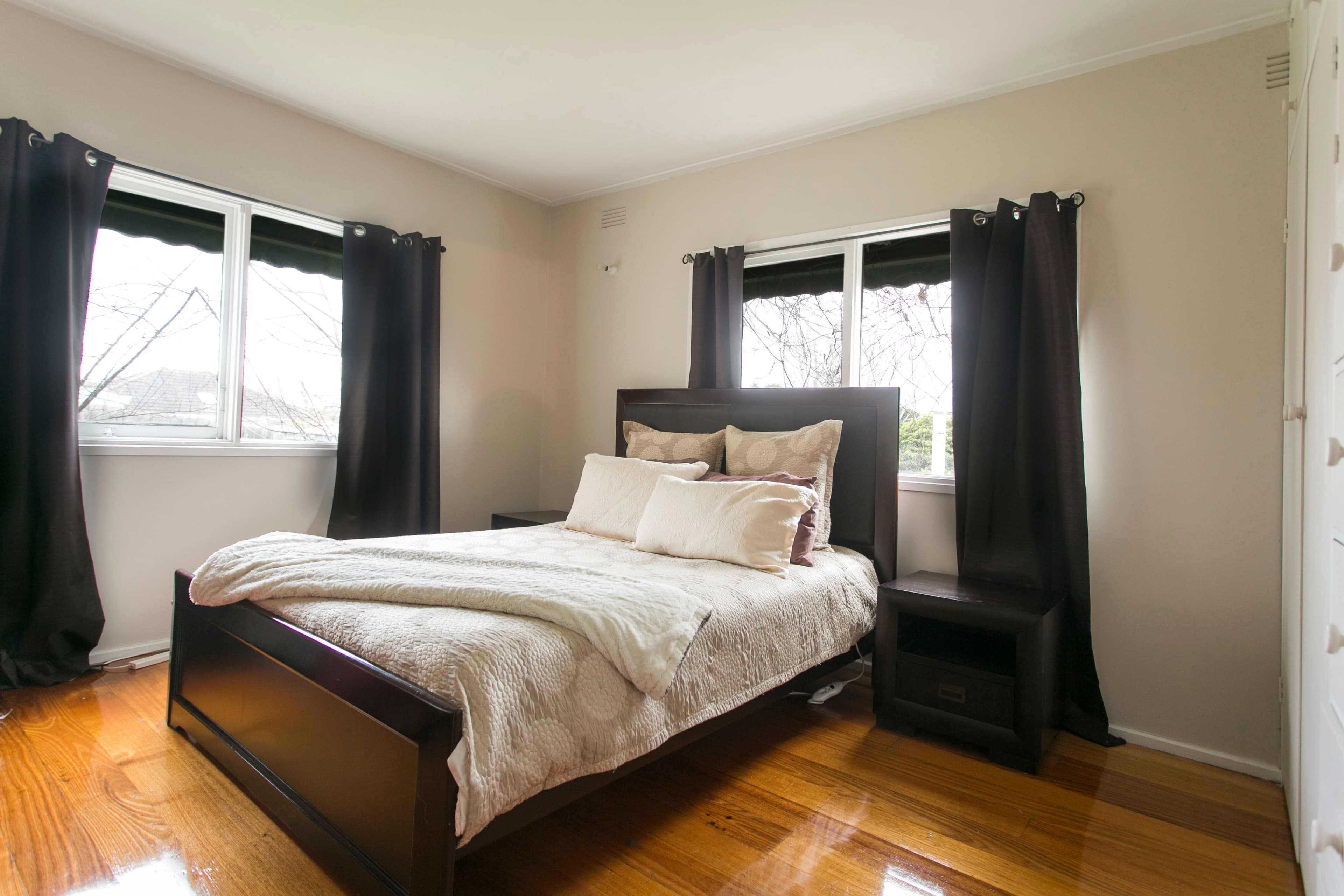 33 Queen Street, Frankston VIC 3199, Frankston - Thumbnail 2