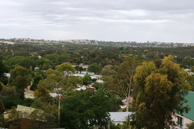 10 Michael Court, CLARE SA 5453, Clare - Thumbnail 2