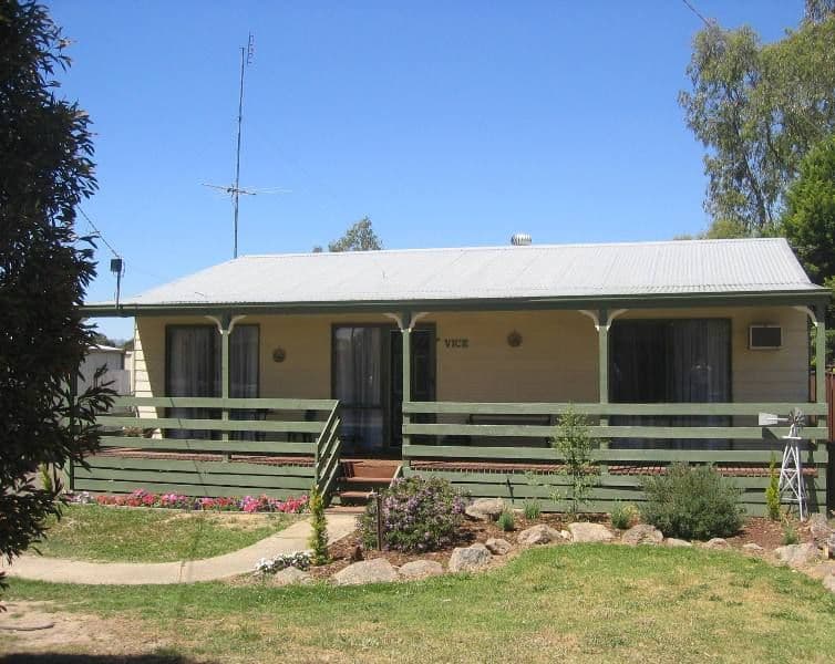 70 Delatite Road, SEYMOUR VIC 3660, Seymour - Image 1