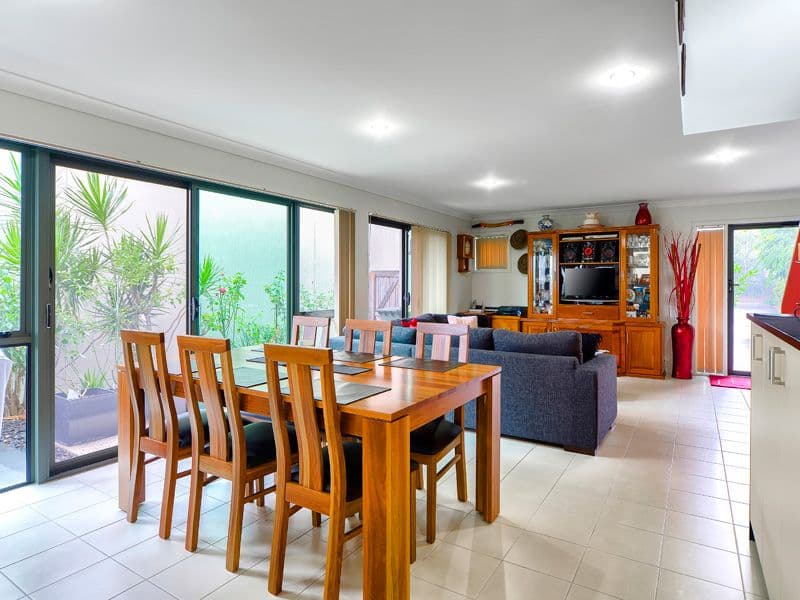 47 Wyandra Crescent, MURARRIE QLD 4172, Murarrie - Thumbnail 2