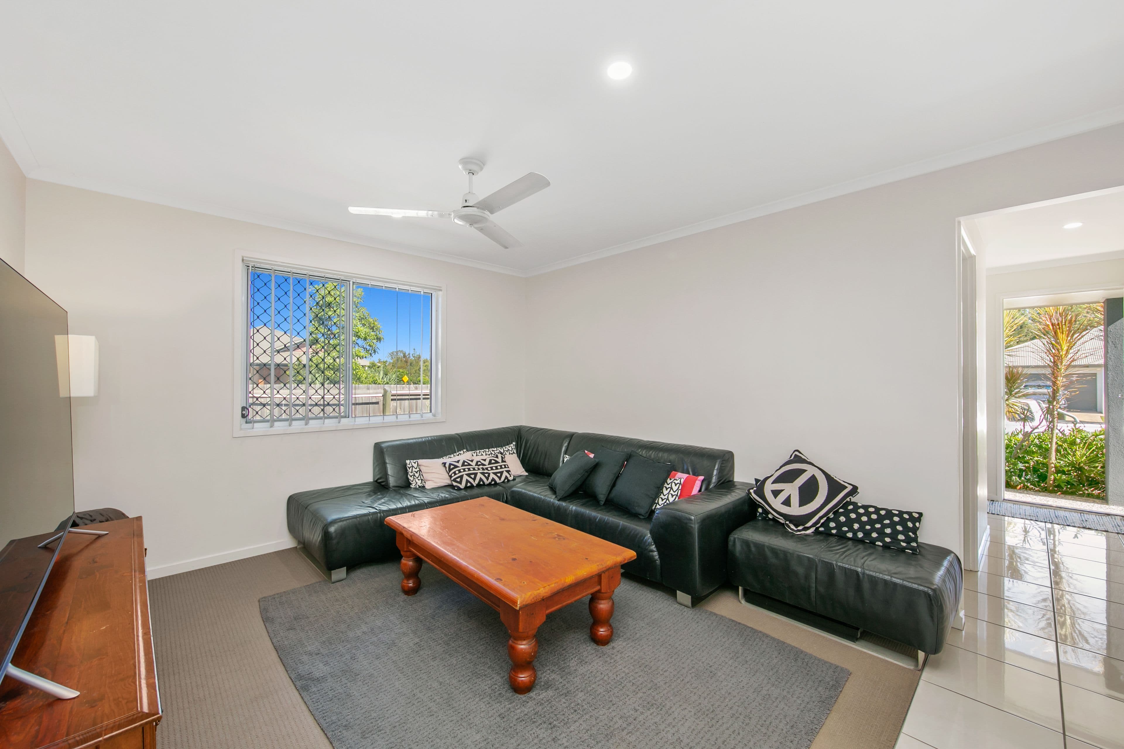 25 Shoreview Boulevard, Griffin QLD 4503, Griffin - Thumbnail 2