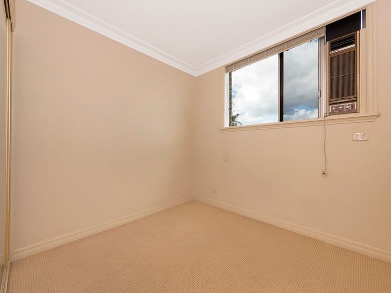 16 Mullens Street, HAMILTON QLD 4007, Hamilton - Thumbnail 8