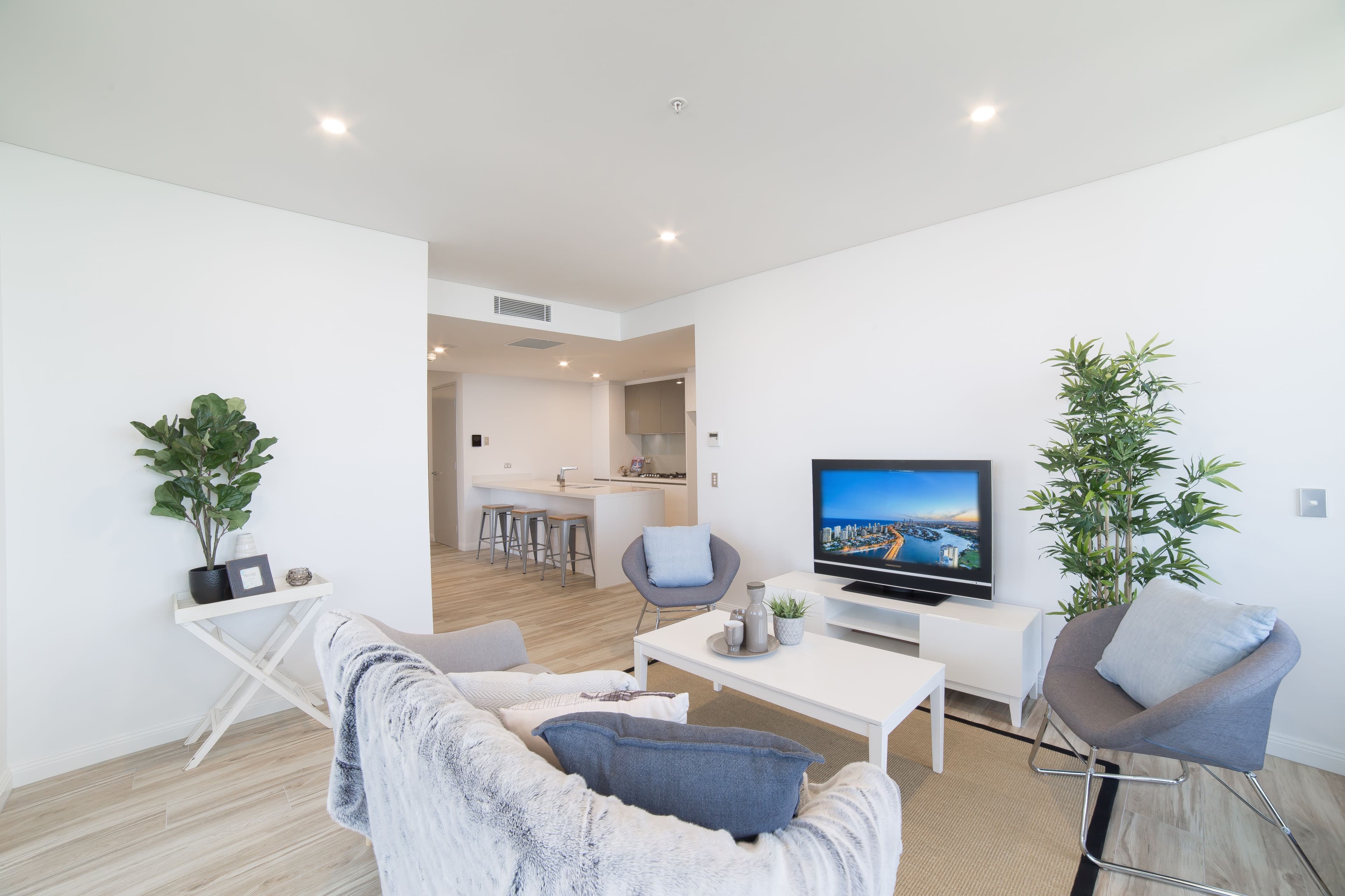 2 Como Crescent, Southport QLD 4215, Southport - Thumbnail 4
