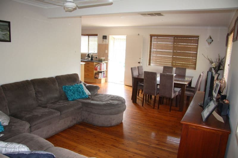 12 Pettys Road, EVERTON HILLS QLD 4053, Everton Hills - Thumbnail 3