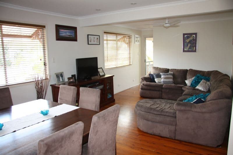 12 Pettys Road, EVERTON HILLS QLD 4053, Everton Hills - Thumbnail 4