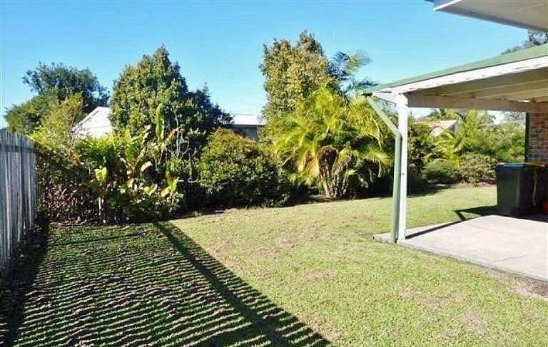 5 Carrie Court, TORQUAY QLD 4655, Torquay - Thumbnail 7