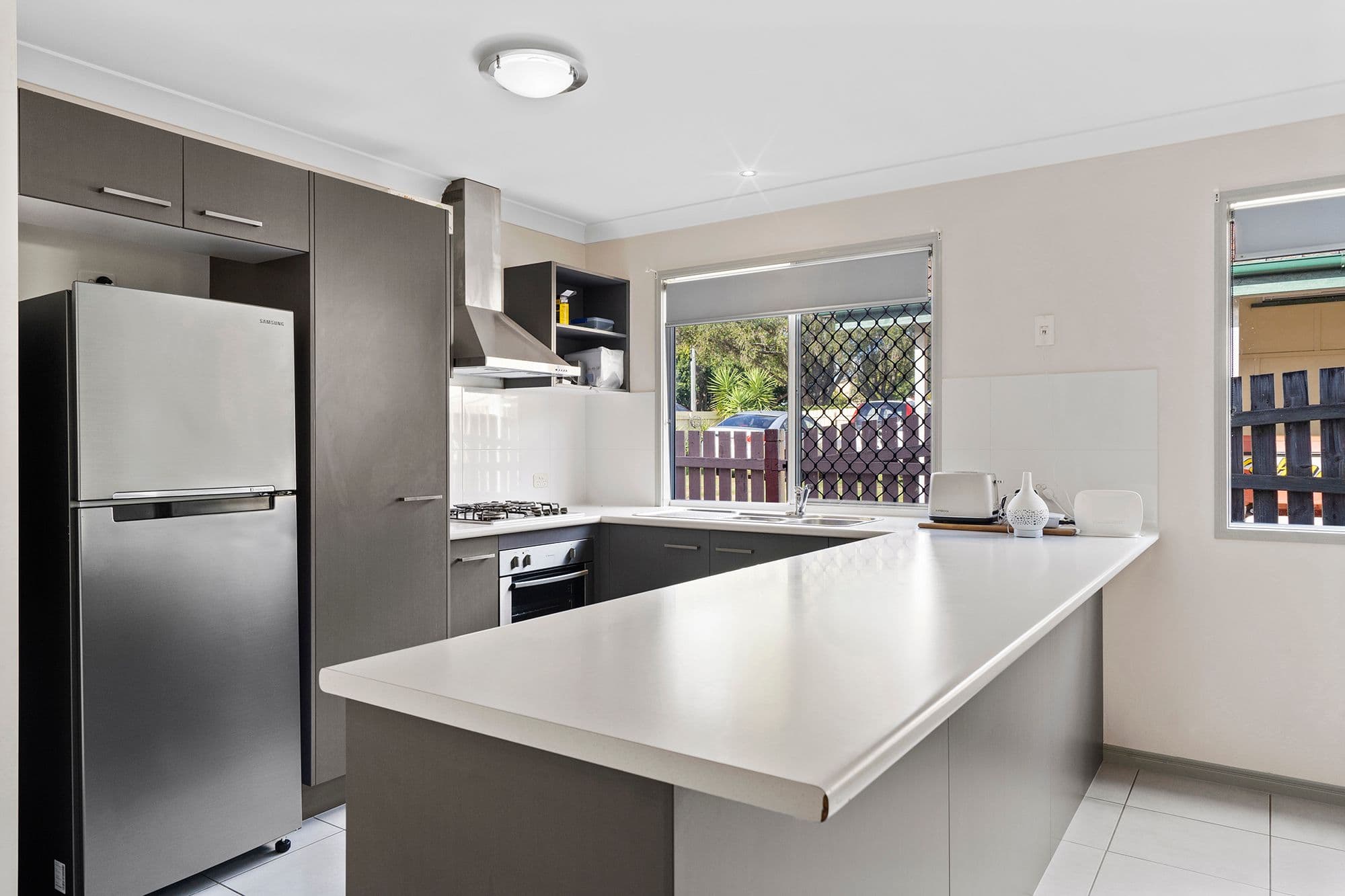 16 Coverack Street, Leichhardt QLD 4305, Leichhardt - Thumbnail 2